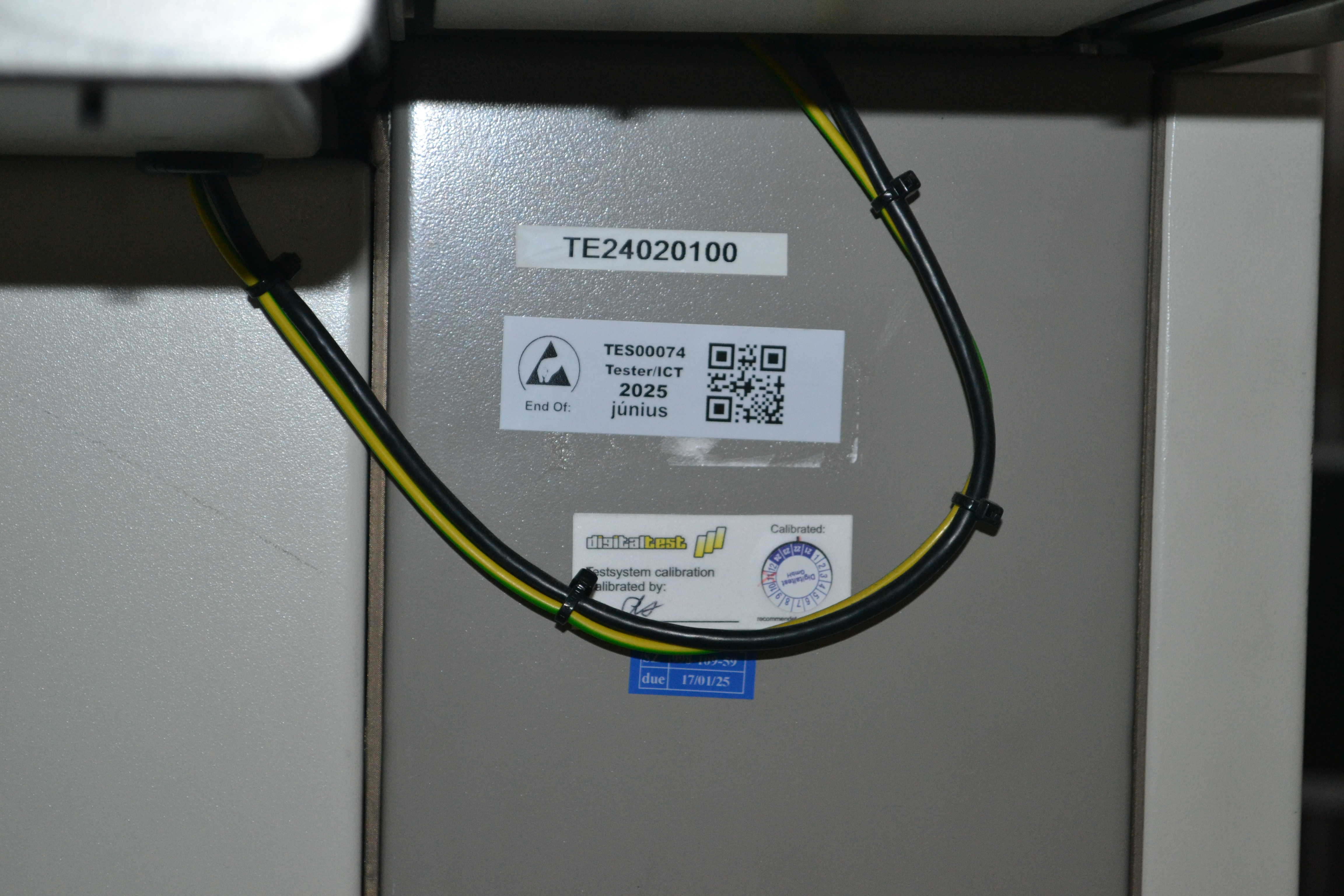 Teszter 16