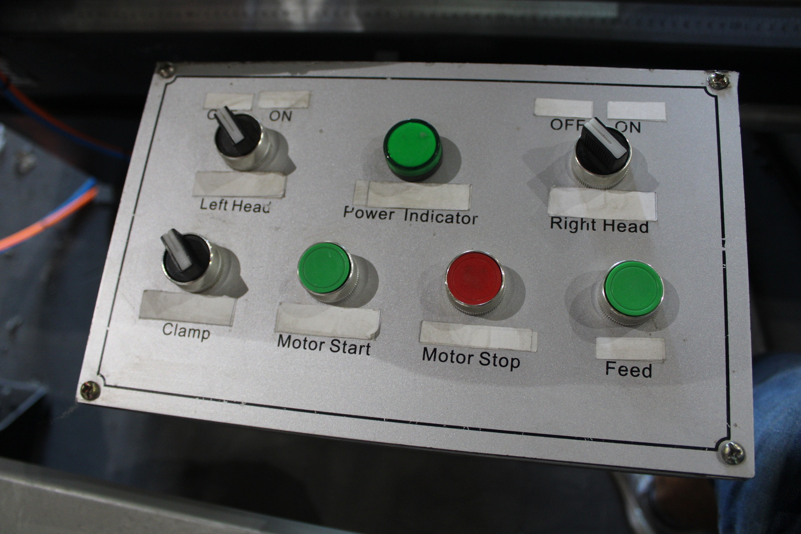 Dupla fejű vágófűrész PVC profilokhoz BOHMAN Machinery 6