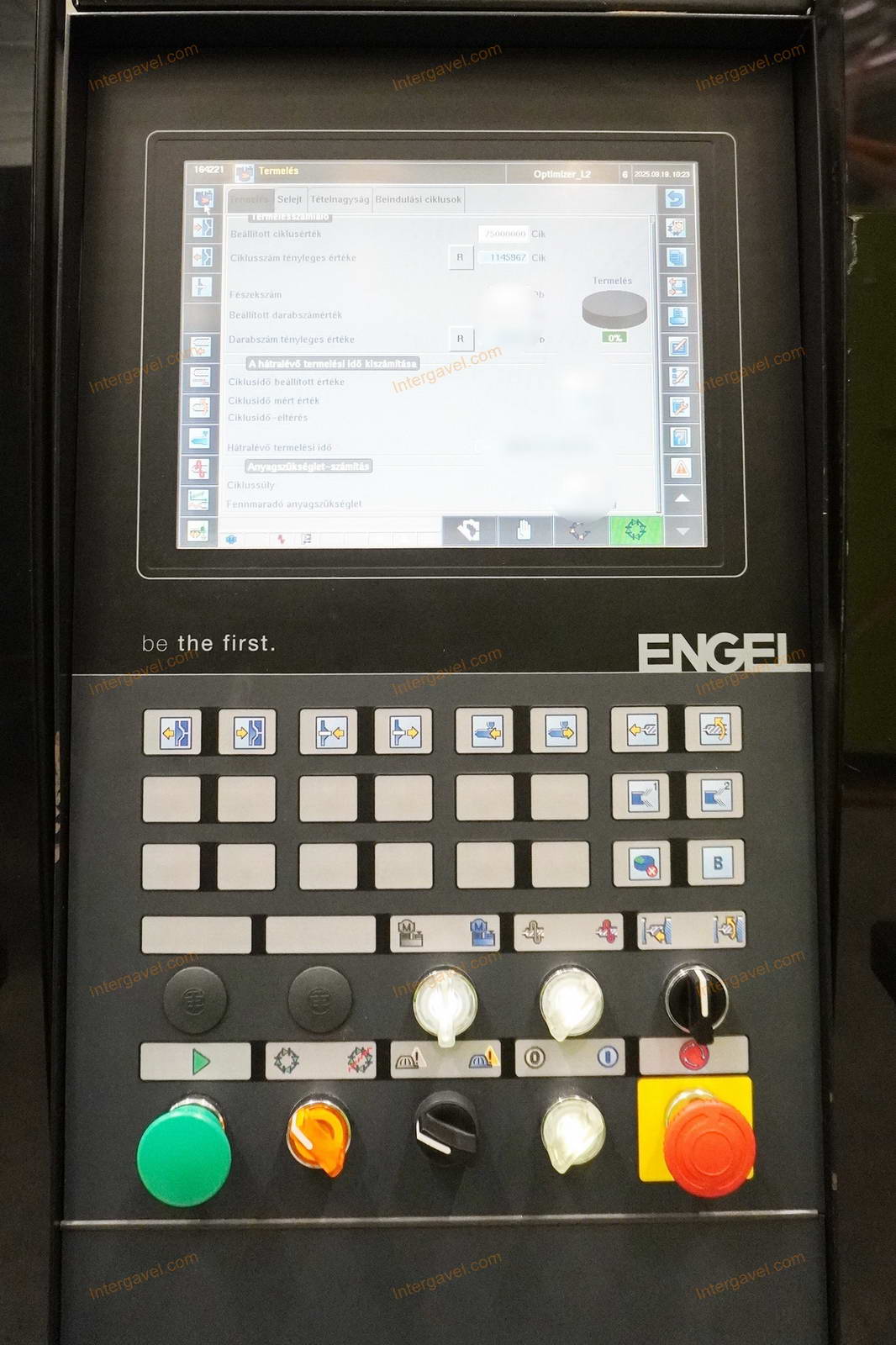 Fröccsöntő gép - Engel, Victory 330/60 Tech 3