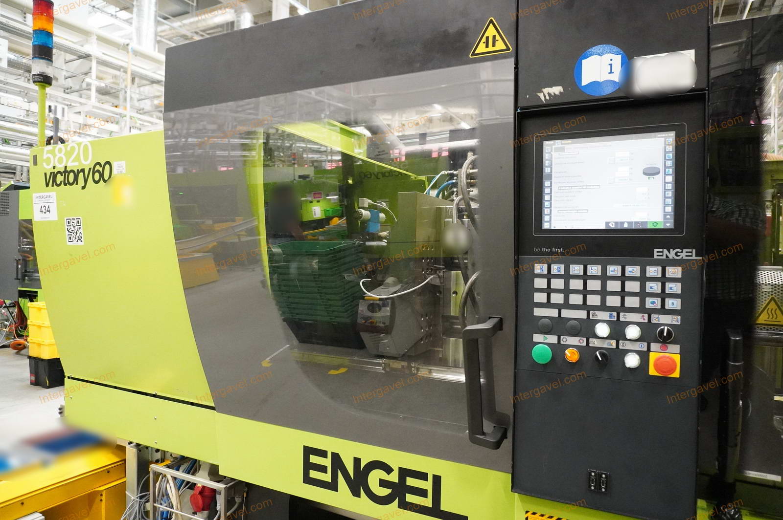 Fröccsöntő gép - Engel, Victory 330/60 Tech 5