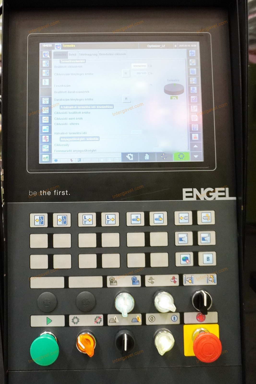 Fröccsöntő gép - Engel, Victory 330/60 Tech 3