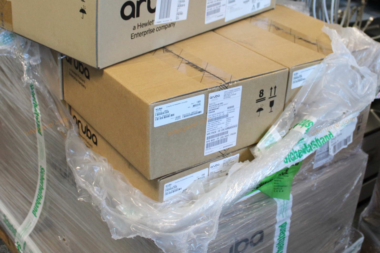 Switch és kártya - Aruba 5406R zl2 Switch; Aruba 8p 1G/10GbE SFP + v3 zl2 Mod 5